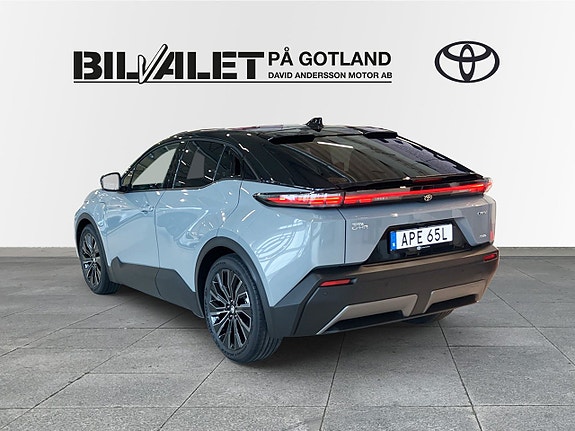 Toyota C-HR+ 2 of 5