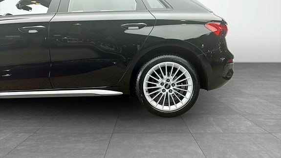 Audi A3 6 of 12