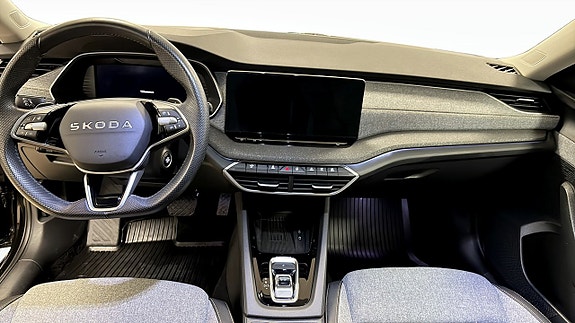 Skoda Octavia 10 of 12
