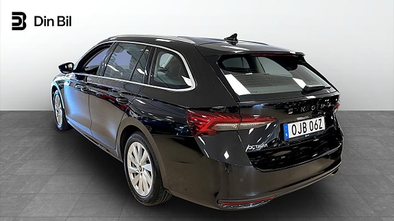 Skoda Octavia 3 of 5