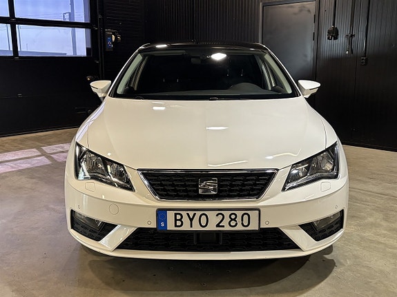 Seat Leon 2 of 5