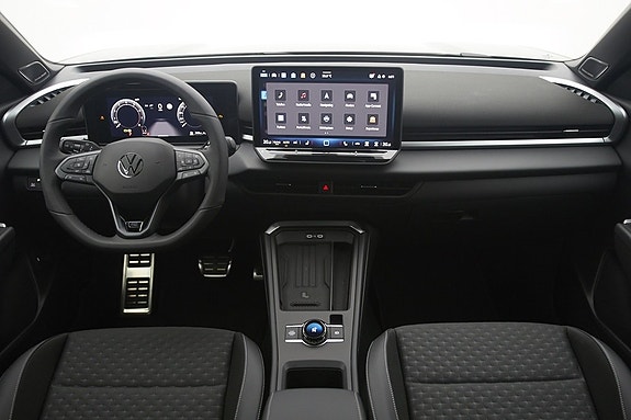 Volkswagen T-Roc 13 of 17