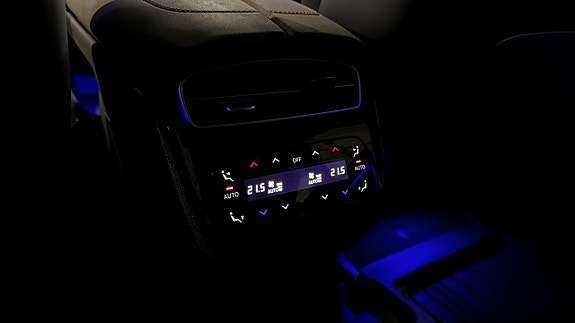 Mercedes-Benz EQS53 14 of 24
