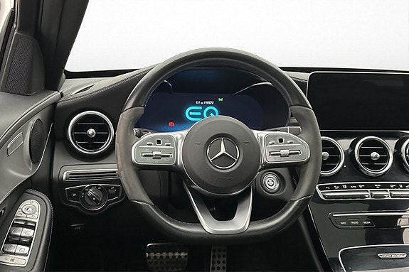 Mercedes-Benz C300 10 of 28