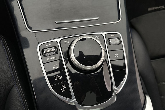 Mercedes-Benz C300 20 of 28