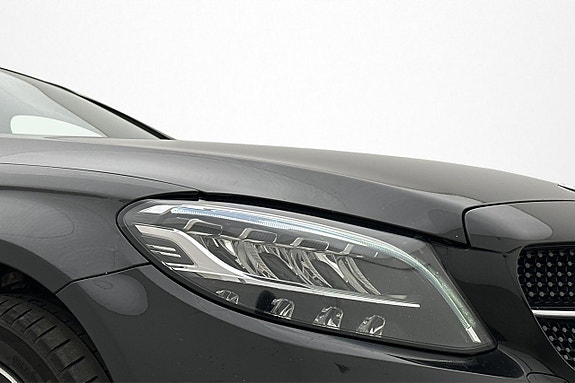 Mercedes-Benz C300 27 of 28
