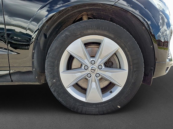 Volvo XC60 10 of 14