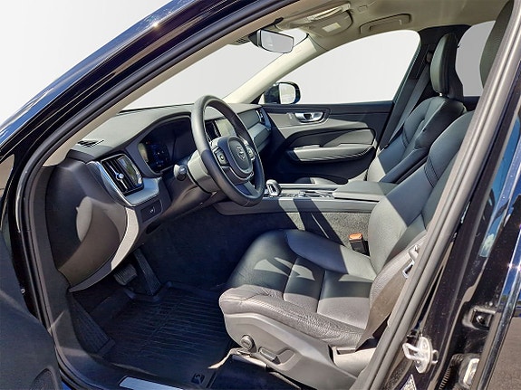 Volvo XC60 7 of 14