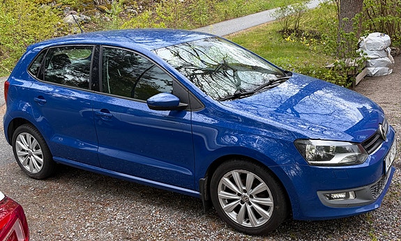 Volkswagen Polo 2 of 5