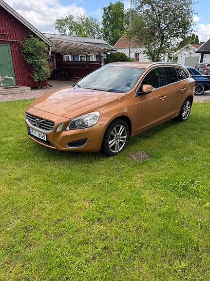 Volvo V60 5 of 5