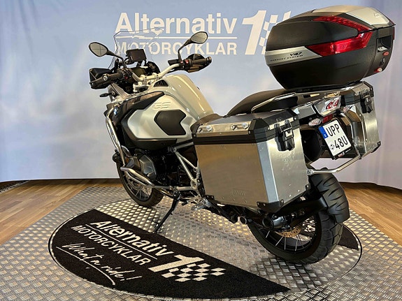 BMW R1250GS Adventure 4 of 15