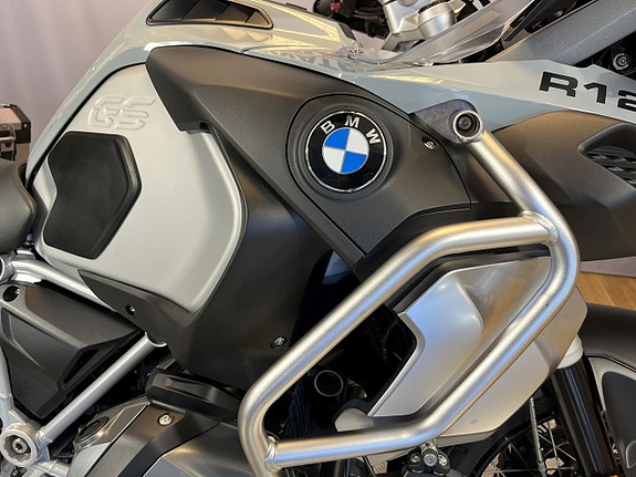 BMW R1250GS Adventure 9 of 14