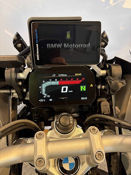 BMW R1250GS Adventure 14 of 15