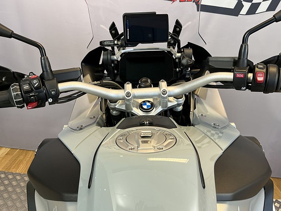 BMW R1250GS Adventure 13 of 14