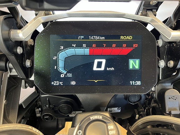 BMW R1250GS Adventure 14 of 14