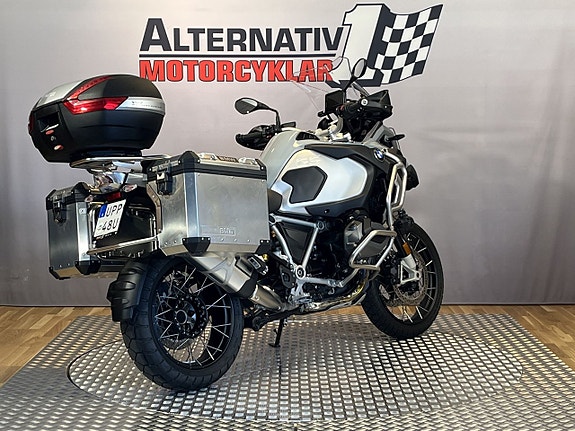 BMW R1250GS Adventure 2 of 5