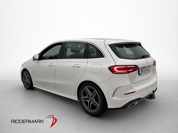 Mercedes-Benz B180 5 of 5