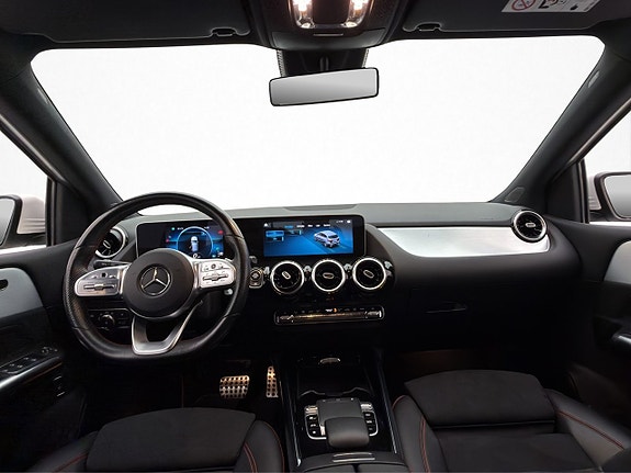 Mercedes-Benz B180 13 of 30