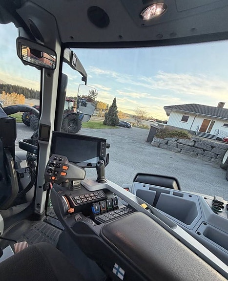 Valtra N174 Versu 6 of 6