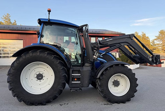 Valtra N174 Versu 3 of 5