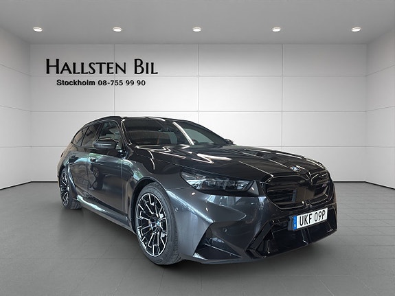 BMW M5 4 of 5