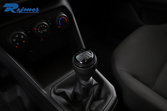 Dacia Sandero 26 of 27