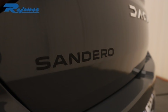 Dacia Sandero 23 of 27