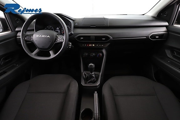 Dacia Sandero 2 of 5