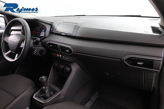 Dacia Sandero 25 of 27