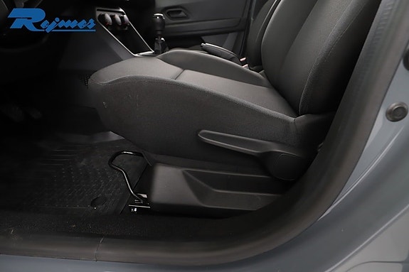 Dacia Sandero 6 of 27
