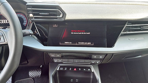 Audi A3 9 of 12
