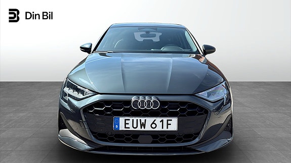 Audi A3 4 of 5