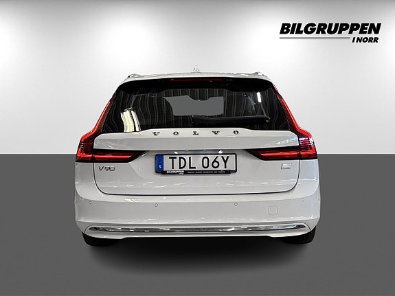 Volvo V90 5 of 5