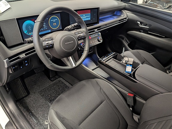 Hyundai Tucson 4 of 5