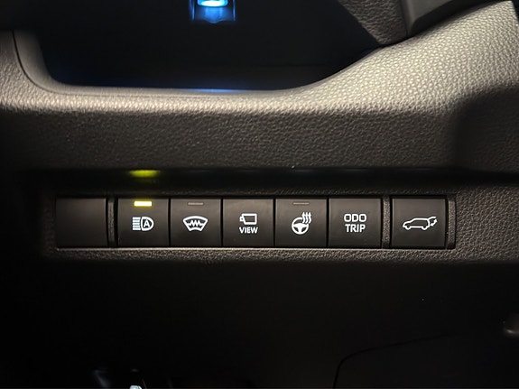 Toyota RAV4 Plug-in Hybrid 15 of 30
