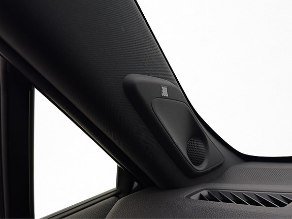 Toyota RAV4 Plug-in Hybrid 12 of 30
