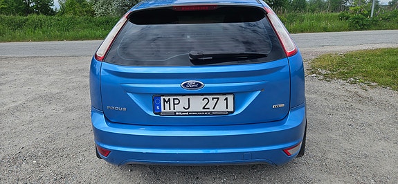 Ford Focus 4 of 5