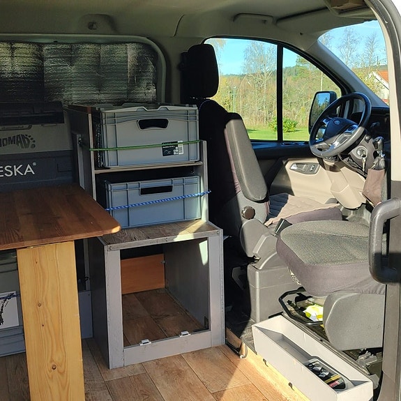 Ford Transit Custom 11 of 18