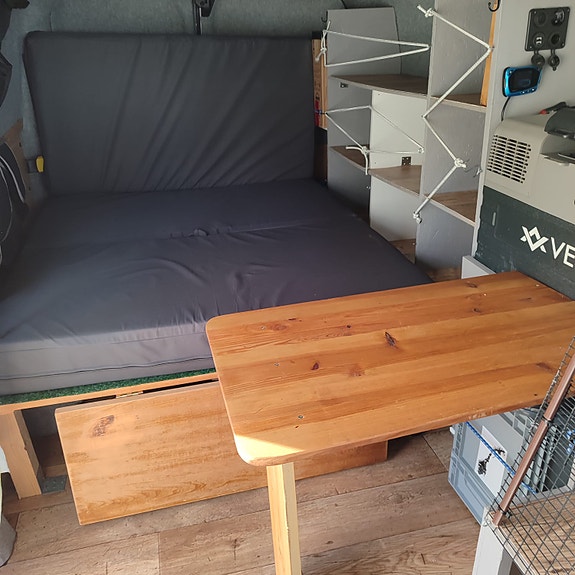 Ford Transit Custom 9 of 18