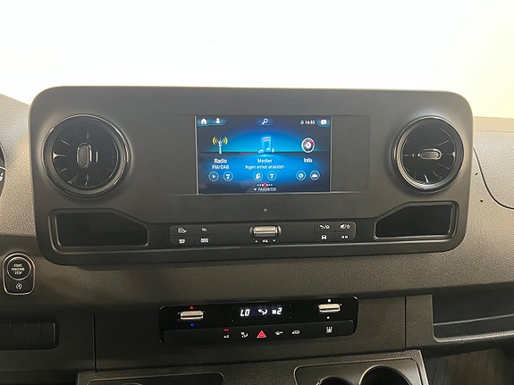 Mercedes-Benz Sprinter 319 10 of 13