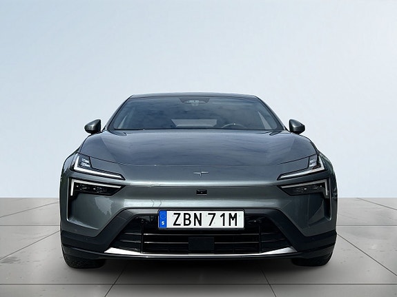Polestar 4 2 of 23