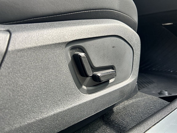 Polestar 4 17 of 23