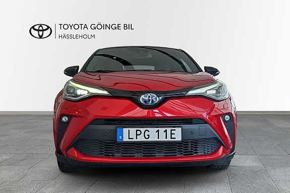 Toyota C-HR 5 of 15