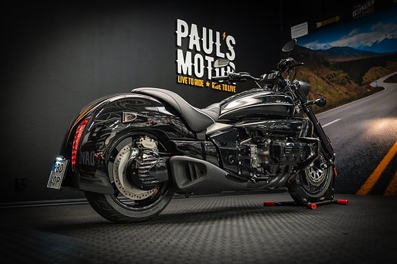 Honda NRX1800DA Valkyrie Rune Black On Black 7 of 20
