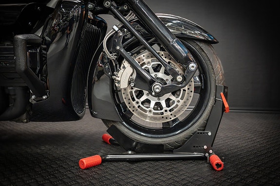 Honda NRX1800DA Valkyrie Rune Black On Black 5 of 20