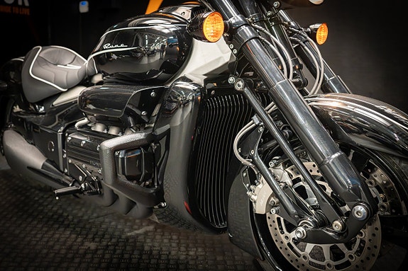 Honda NRX1800DA Valkyrie Rune Black On Black 19 of 20