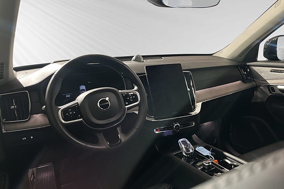 Volvo XC90 9 of 19