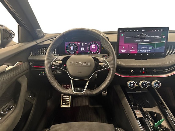 Skoda Superb 9 of 16