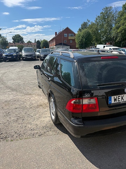 Saab 9-5 5 of 5