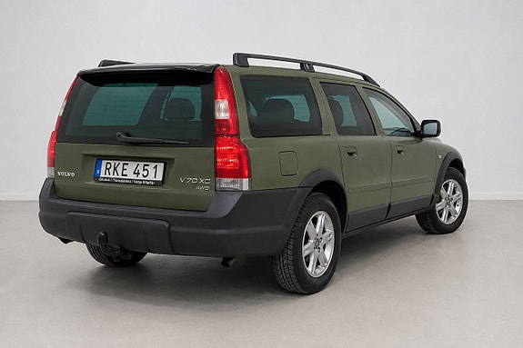 Volvo XC70 4 of 5